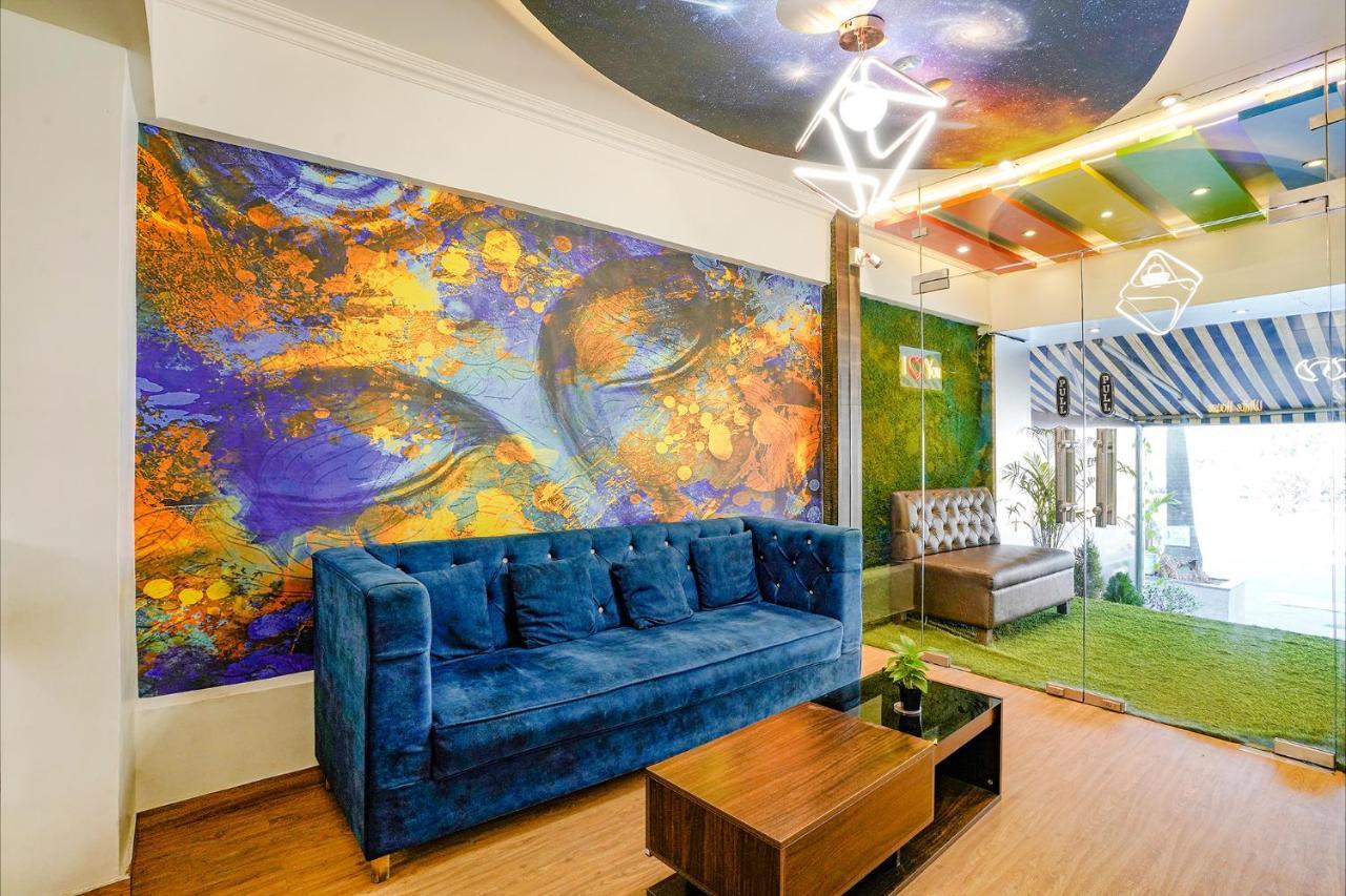 Fabexpress White House - Nr Midc Khargar Hotel Koparpāda Екстериор снимка